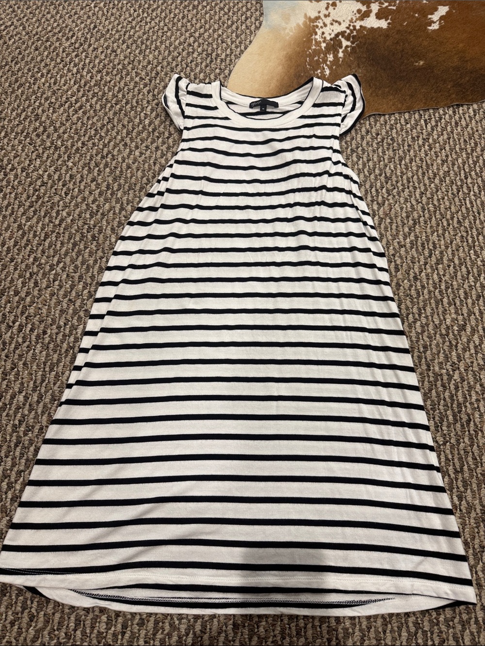 Gibson Girls' Black and White Striped Flutter-Sleeve Casual Dress